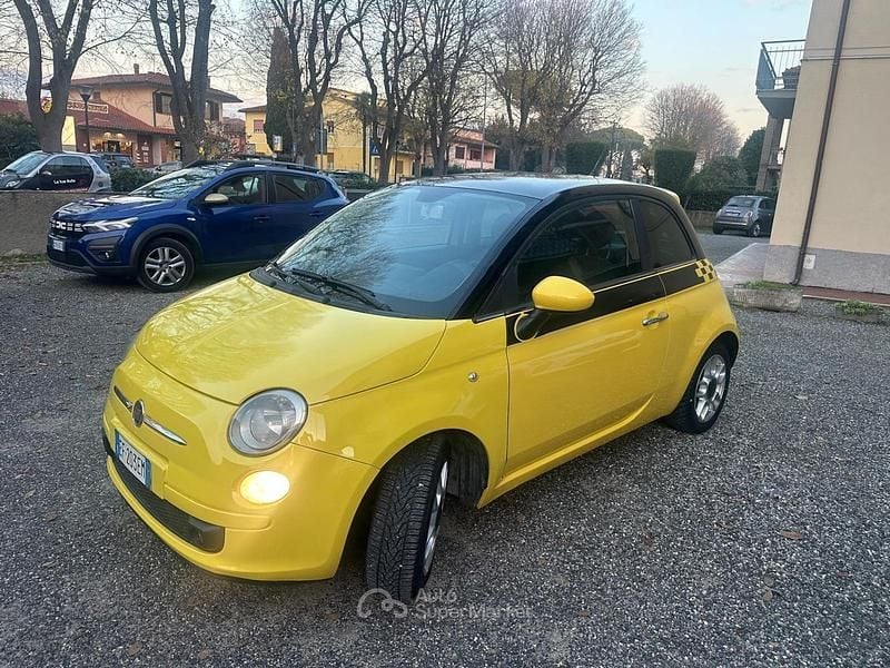 Giallo Usata 2010 Fiat 500 Tre volumi | 4990 € (Ottimo prezzo) - Immagine 1/4
