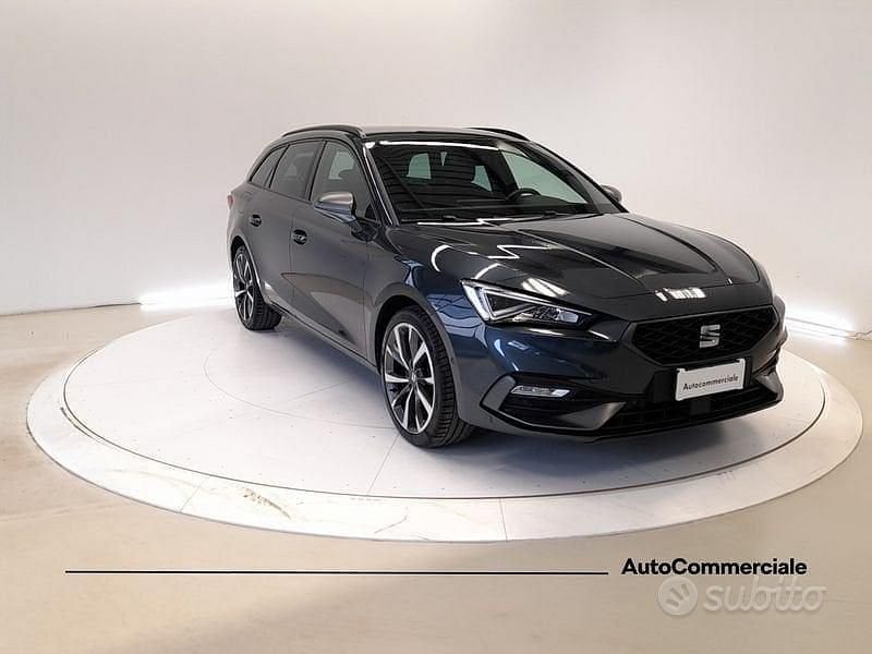 Usado Seat Leon FR 131 CV (96 kW) 2022 Familiar