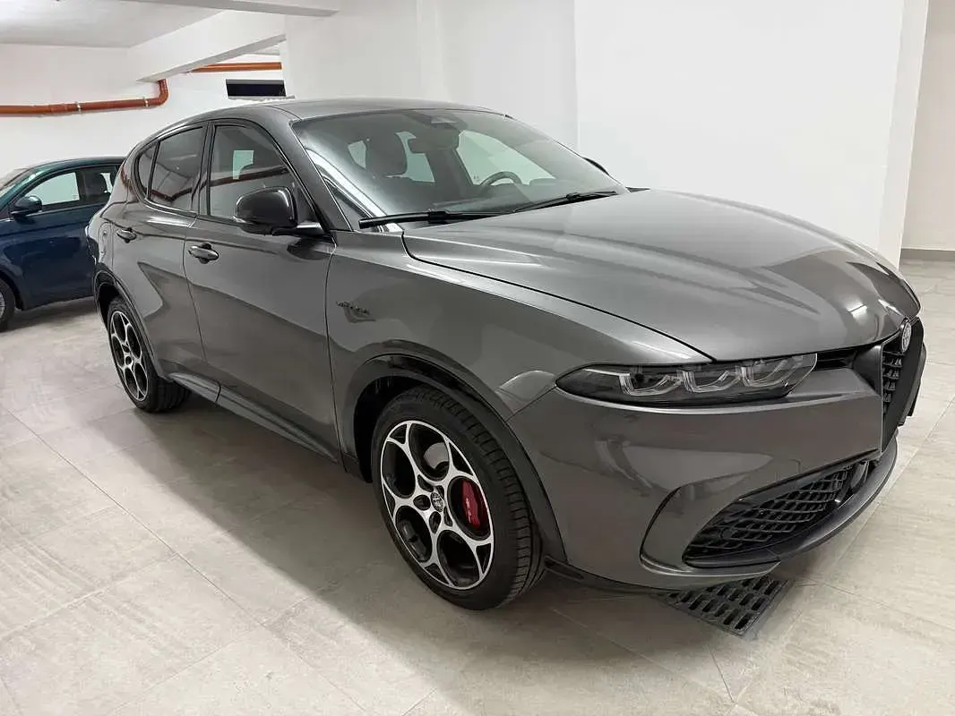 Usata Alfa Romeo Tonale Veloce 131 CV (96 kW) 2025 SUV