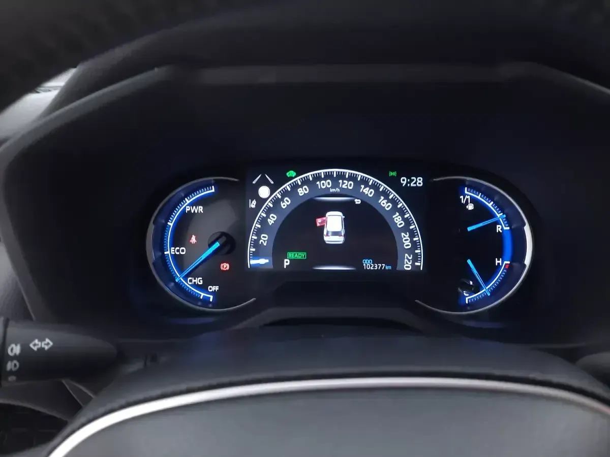 Usata Toyota RAV4 Hybrid Business Edition 222 CV (163 kW) 2021 Argentoargento SUV