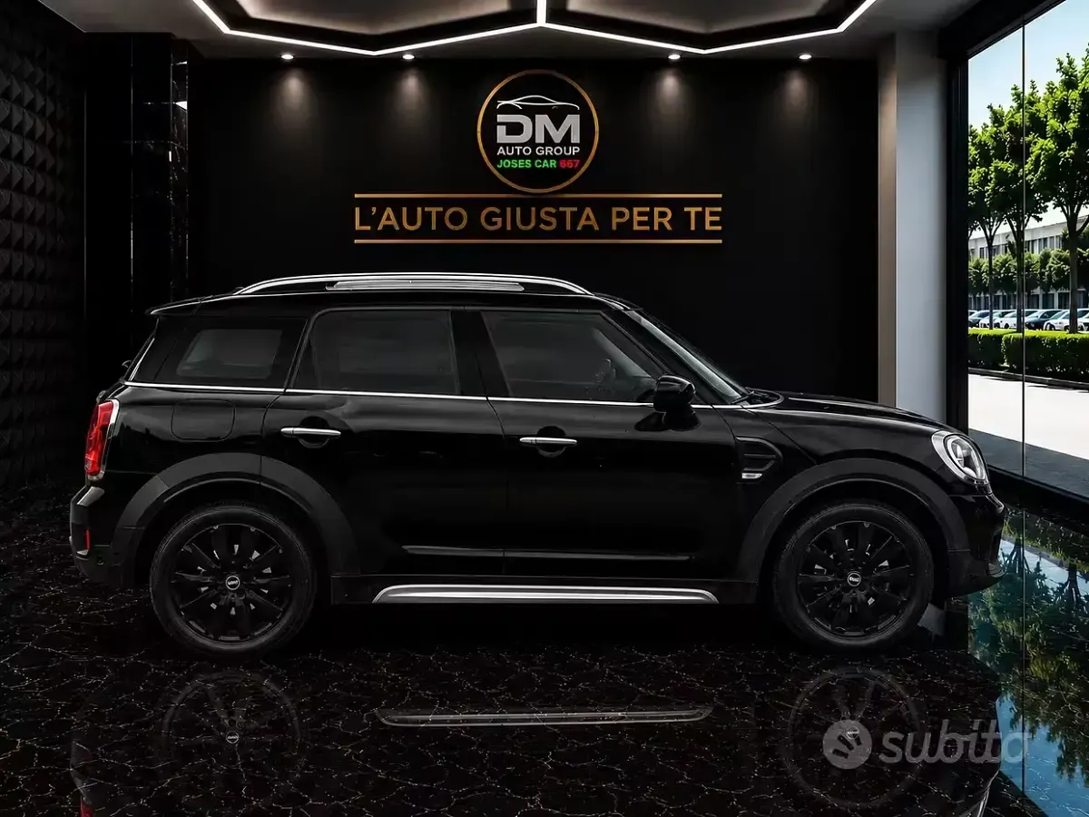 Usata Mini Countryman Business 116 CV (85 kW) 2021 Nero SUV