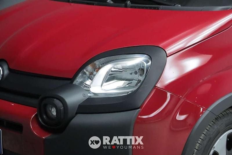 Usata Fiat Panda Cross Cross 69 CV (50 kW) 2025 Rosso passione pastello Utilitaria