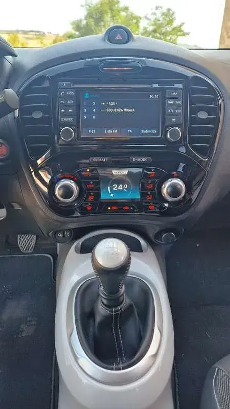Usata Nissan Juke Tekna 110 CV (80 kW) 2016 Bianco SUV