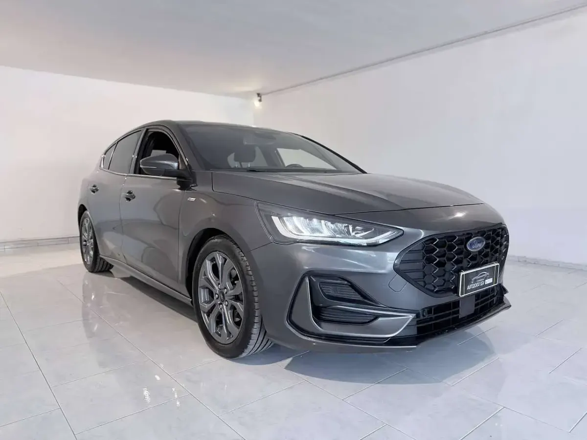 Usata Ford Focus ST-Line X 116 CV (85 kW) 2023 Other Berlina