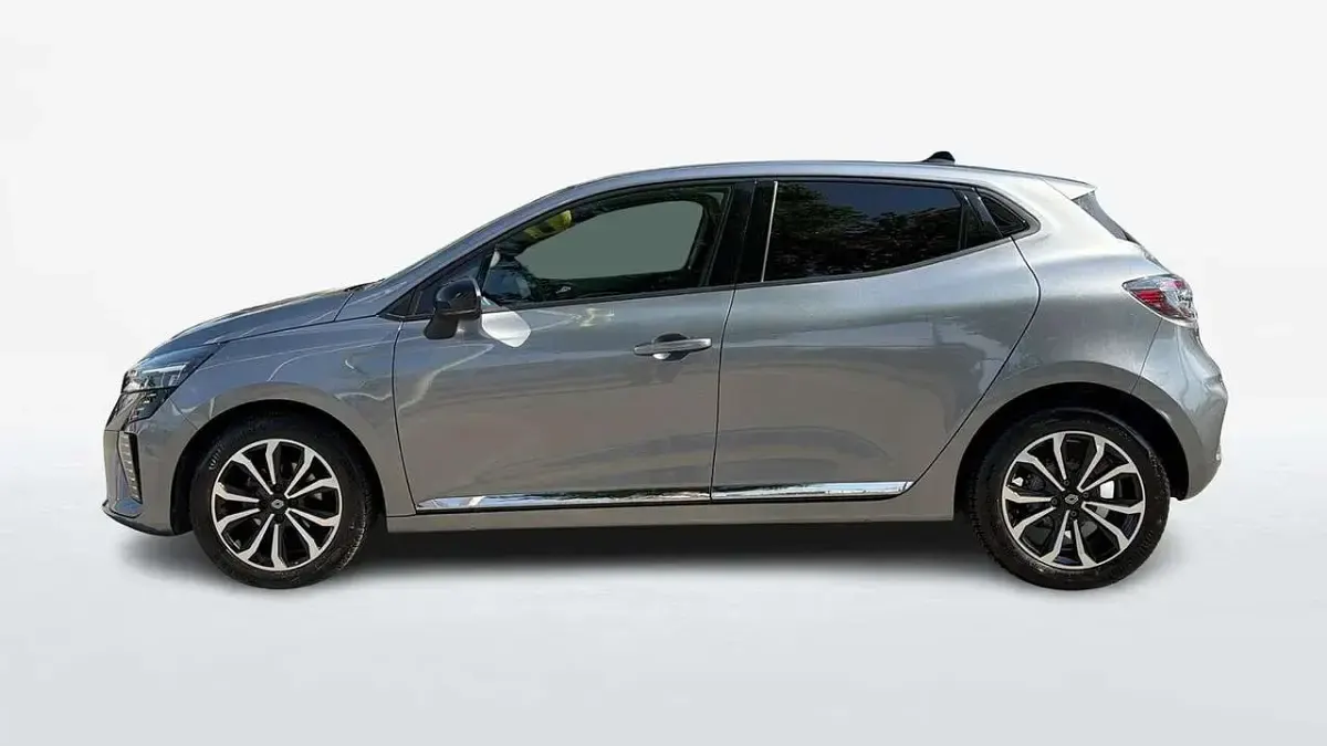 Usata Renault Clio V Techno 91 CV (66 kW) 2025 Grigio Berlina
