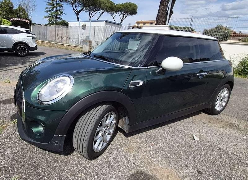 Usata Mini Cooper D Hype 116 CV (85 kW) 2018 Verde Utilitaria