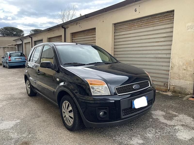 Usata Ford Fusion 80 CV (58 kW) 2007 Nero Berlina
