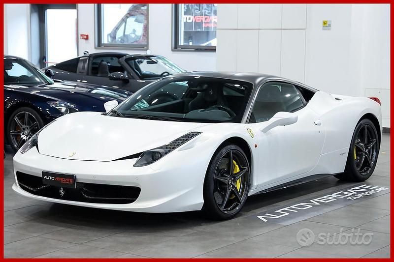 Usata Ferrari 458 566 CV (416 kW) 2011 Bianco Coupé