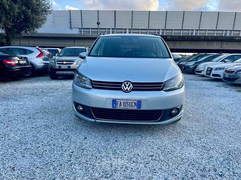 Usata VW Touran Comfortline 105 CV (77 kW) 2015 Argento Monovolume
