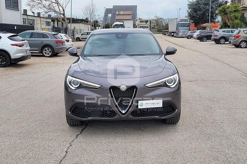 Usata Alfa Romeo Stelvio Executive 201 CV (147 kW) 2021 Grigio SUV