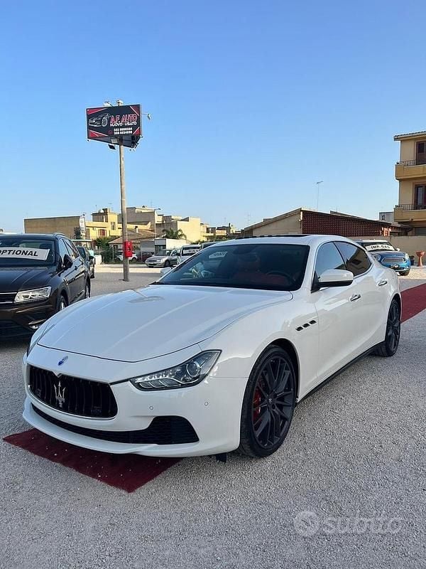 Usata Maserati Ghibli 275 CV (202 kW) 2017 Bianco Berlina