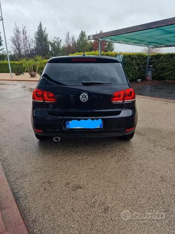 Usata VW Golf VII Comfortline 105 CV (77 kW) 2014 Nero Berlina
