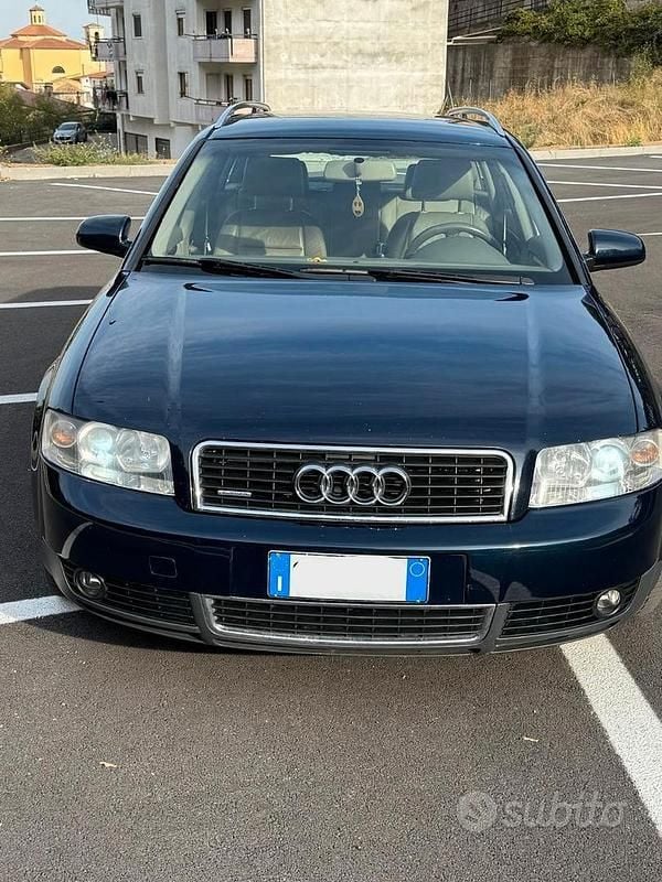 Occasion Audi A4 Premium 130 PK (95 kW) 2004 Blauw Stationwagen