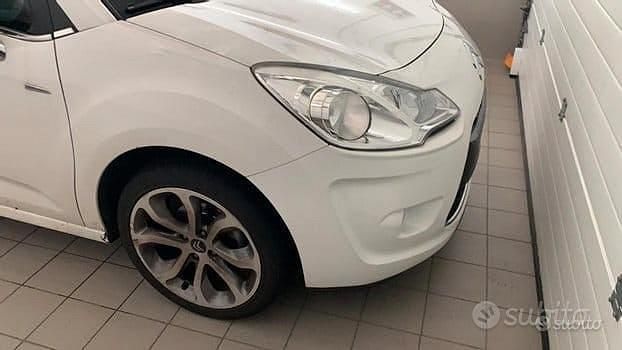Usata Citroën C3 95 CV (69 kW) 2010 Bianco Berlina