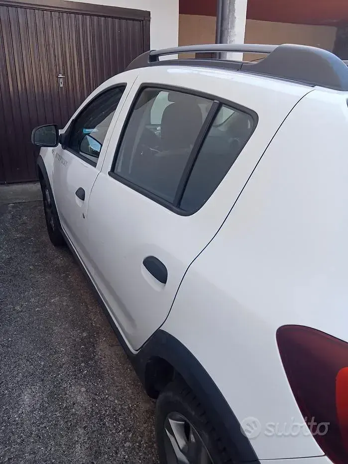 Usata Dacia Sandero Stepway 95 CV (69 kW) 2019 Bianco Berlina