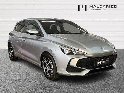 Usata MG MG3 Luxury 194 CV (142 kW) 2025 Argento Utilitaria