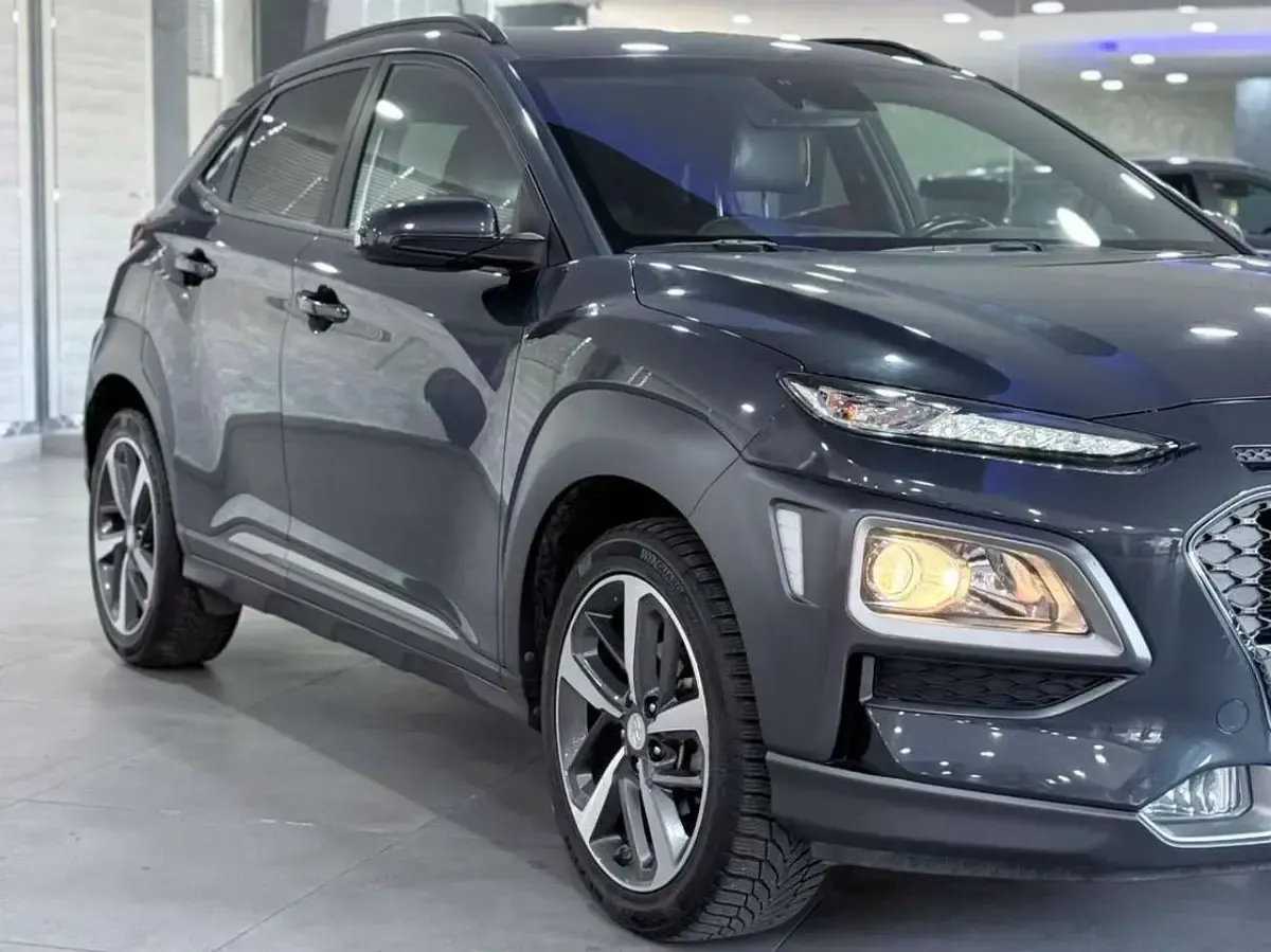 Usata Hyundai Kona Style 116 CV (85 kW) 2018 Grigio SUV