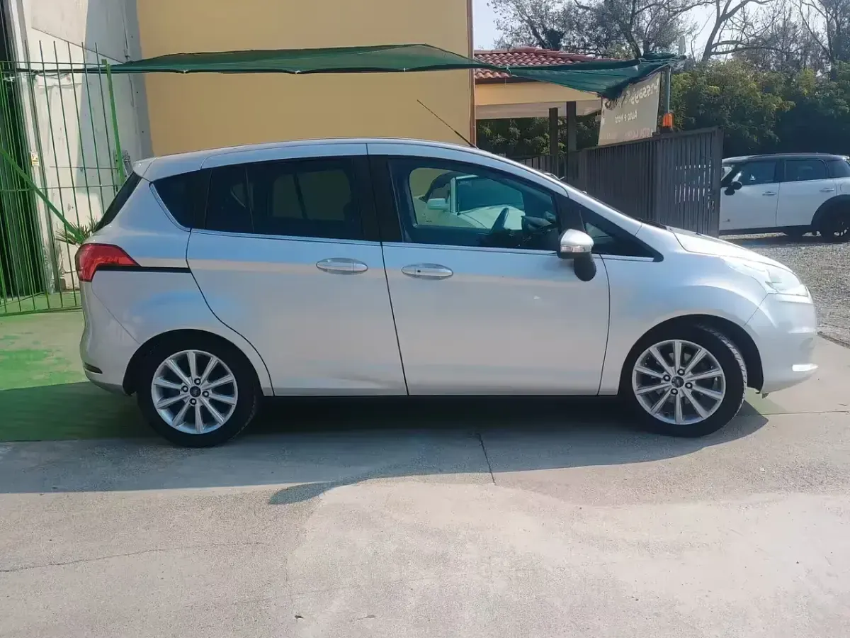 Usata Ford B-MAX 90 CV (66 kW) 2015 Argento Monovolume
