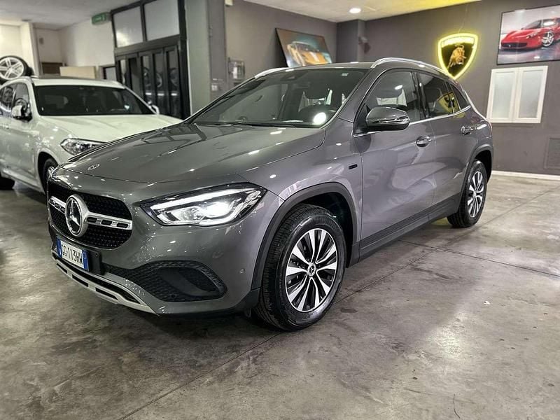 Usata Mercedes GLA250 160 CV (117 kW) 2021 Grigio SUV
