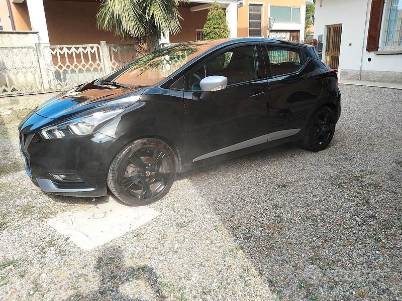 Usata Nissan Micra 90 CV (66 kW) 2018 Nero Utilitaria