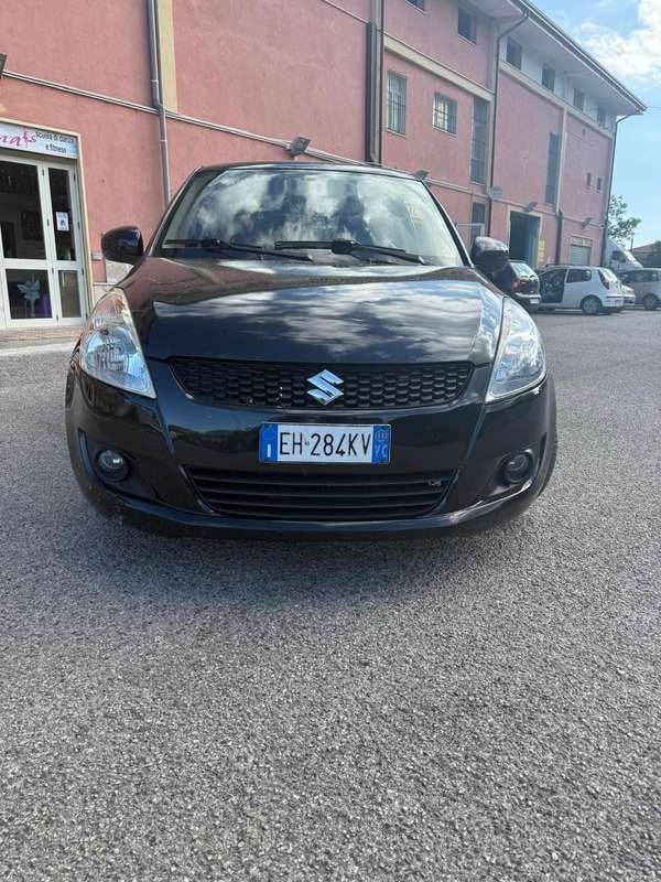 Usata 2009 Suzuki Swift GL Due volumi | 3500 € (Ottimo prezzo) - Immagine 1/3