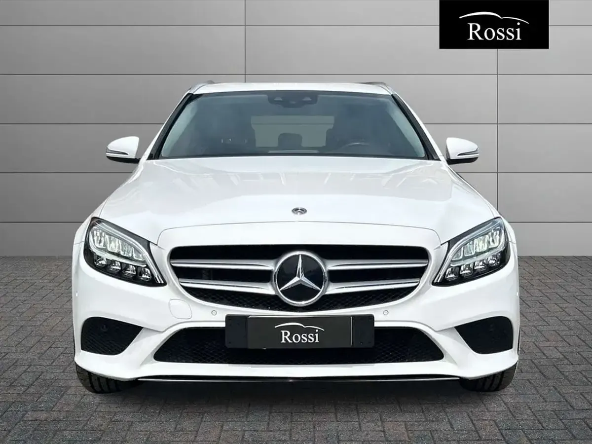 Begagnad Mercedes C300e 194 HK (142 kW) 2020 Vit Kombi