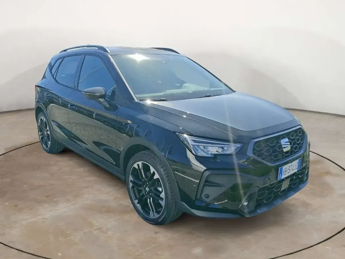 Nuova Seat Arona Black Edition 95 CV (69 kW) 2026 Other SUV