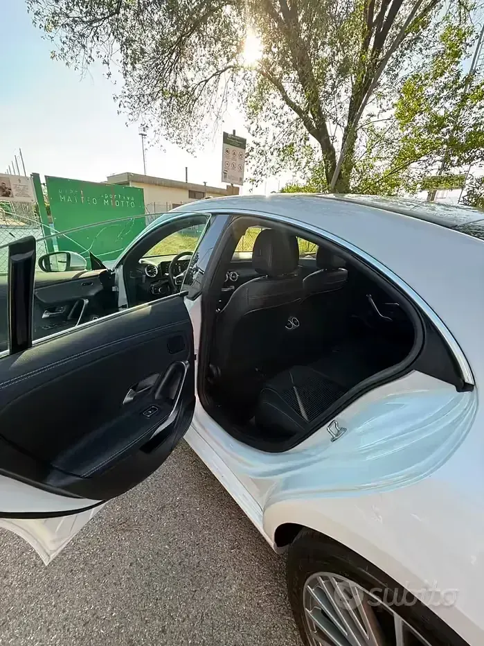 Usata Mercedes CLA200 Progressive 136 CV (100 kW) 2019 Bianco Berlina