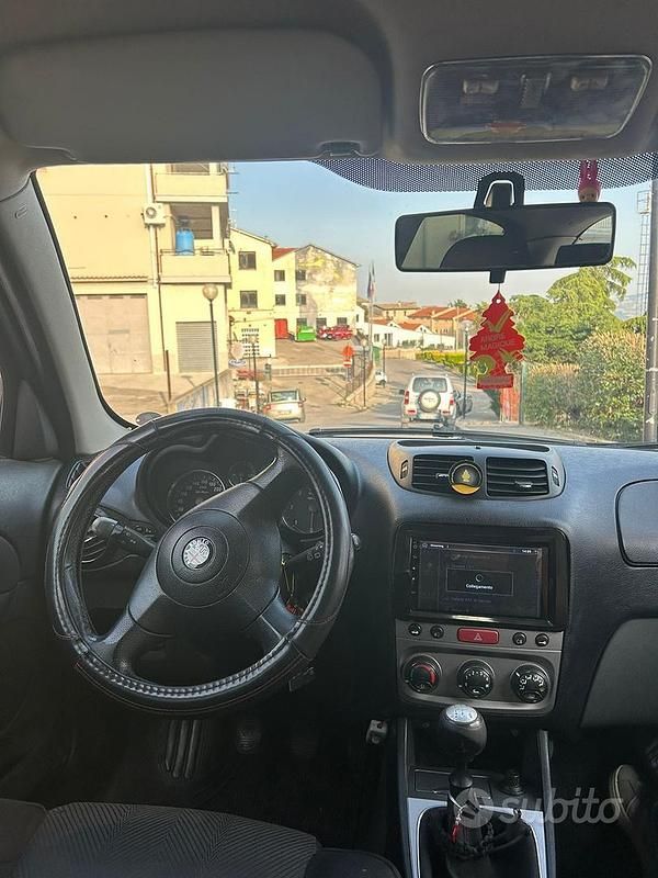 Usata Alfa Romeo 147 2006 Nero Utilitaria