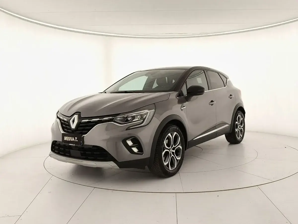 Second-hand Renault Captur Intens 101 CP (74 kW) 2023 SUV