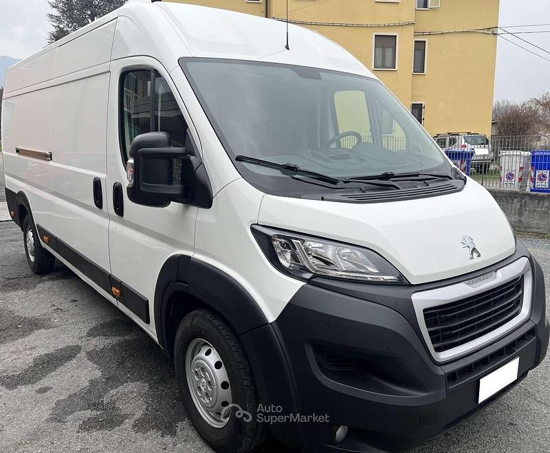 Usata Peugeot Boxer 165 CV (121 kW) 2021 Bianco Furgone