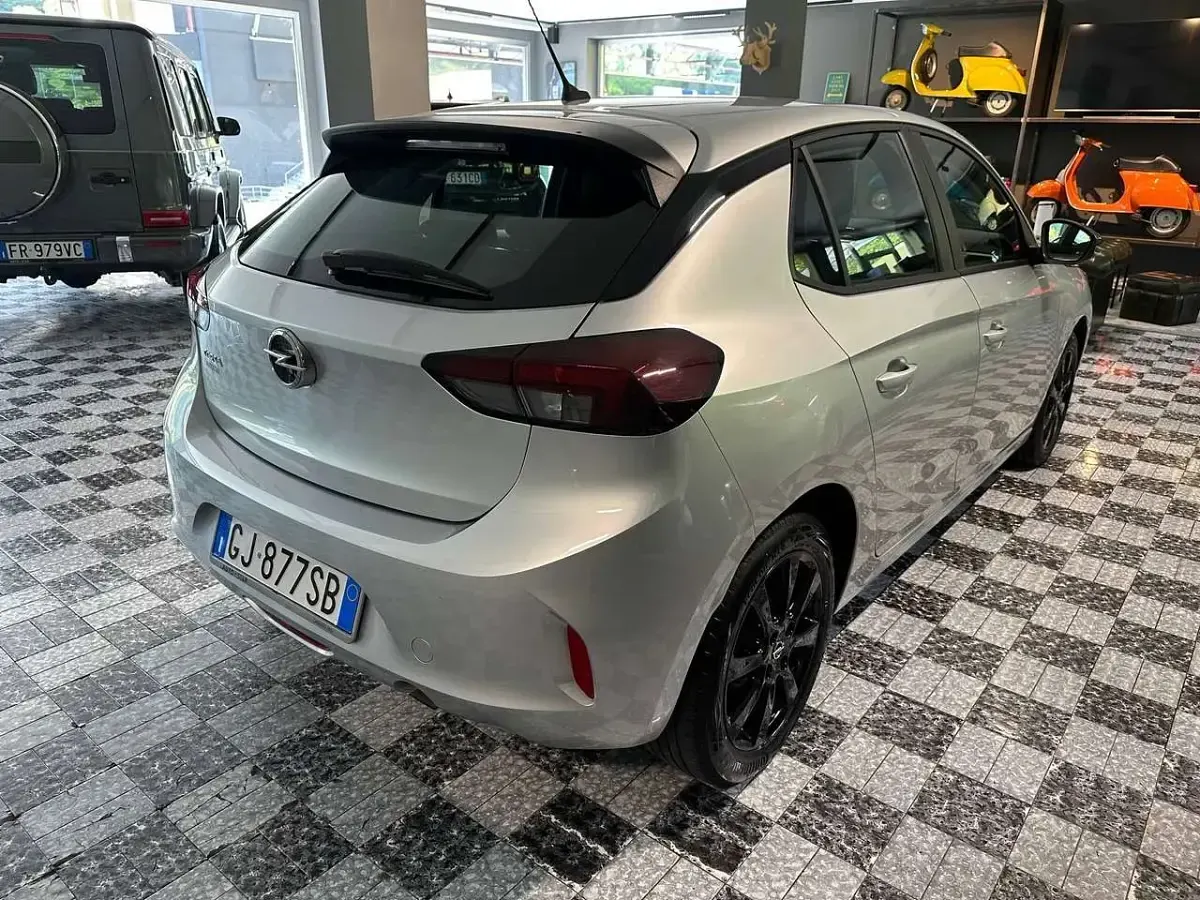 Usata Opel Corsa Elegance 75 CV (55 kW) 2022 Other Utilitaria