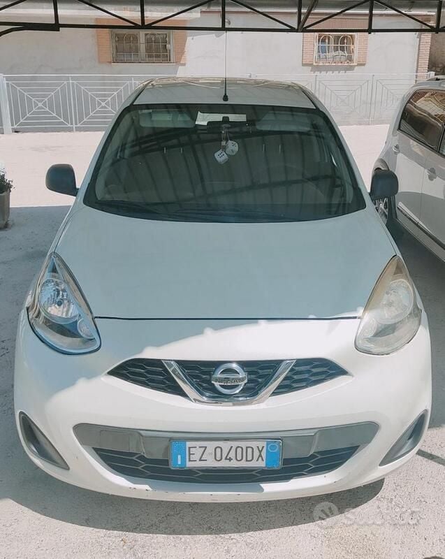 Bianco Usata 2015 Nissan Micra Due volumi | 5000 € (Buon prezzo) - Immagine 1/4