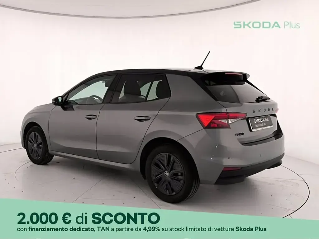 Usata Skoda Fabia 95 CV (69 kW) 2025 Grigio graphite metallizzato nero tulipano perlato Utilitaria