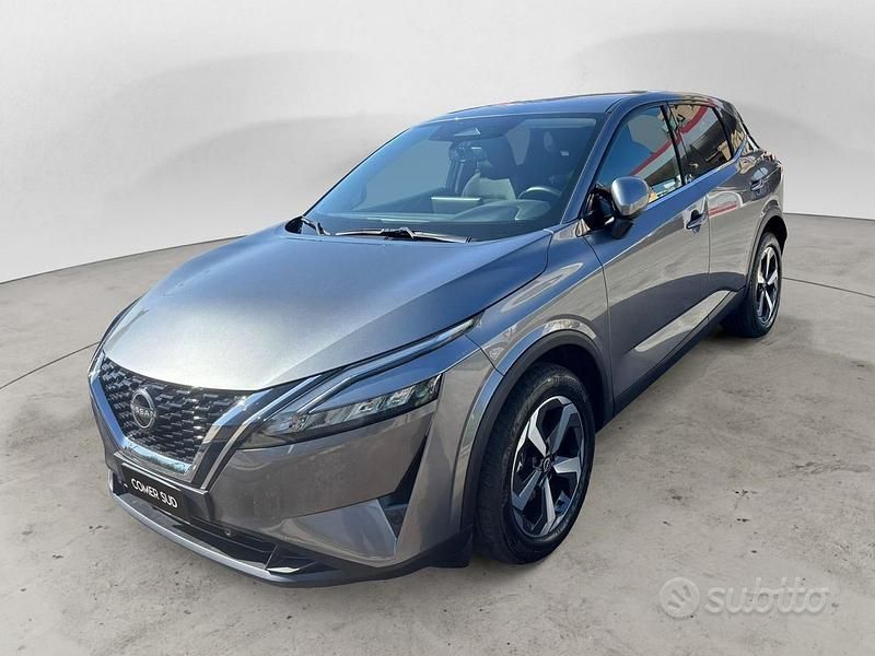 Gun metallic Usata 2024 Nissan Qashqai N-Connecta SUV | 28.500 € (Cara) - Immagine 1/4