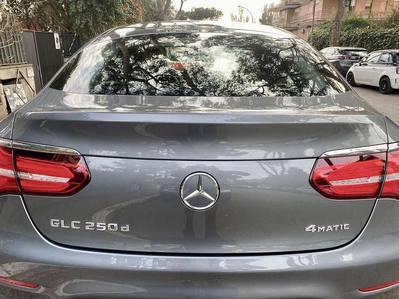 Usata Mercedes GLC250 Exclusive 204 CV (150 kW) 2018 Coupé