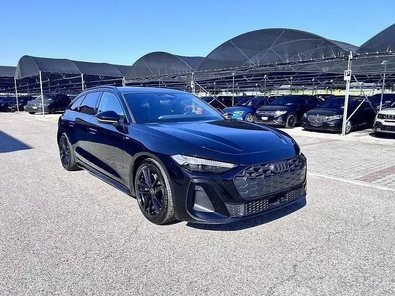 Usata Audi A5 S-Line 204 CV (150 kW) 2025 Nero Station wagon