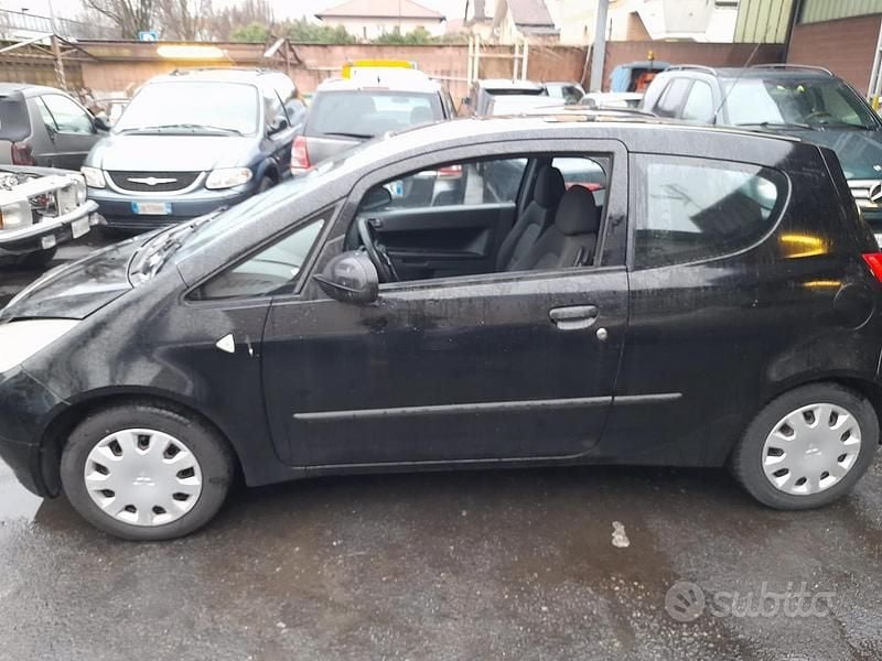 Usata Mitsubishi Colt 2006 Nero Utilitaria