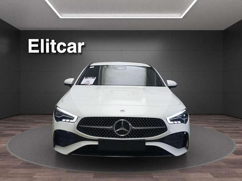 Usata Mercedes CLA200 Shooting Brake AMG Line Premium 150 CV (110 kW) 2024 Bianco Station wagon