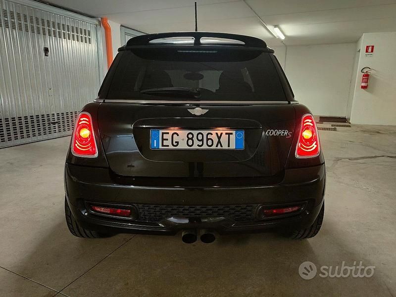 Usata Mini Cooper S 184 CV (135 kW) 2012 Nero Utilitaria