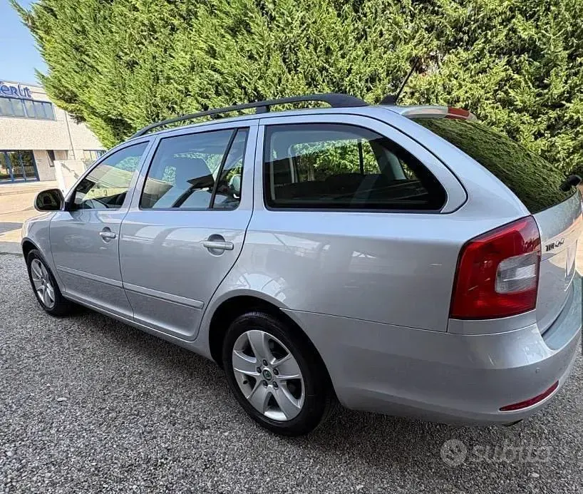 Usata Skoda Octavia Ambition 140 CV (102 kW) 2012 Station wagon