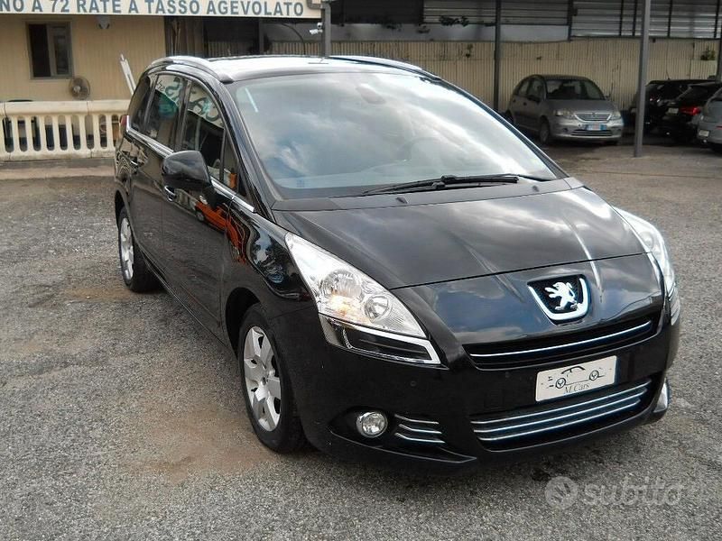 Usata Peugeot 5008 Allure 115 CV (84 kW) 2014 Nero Monovolume