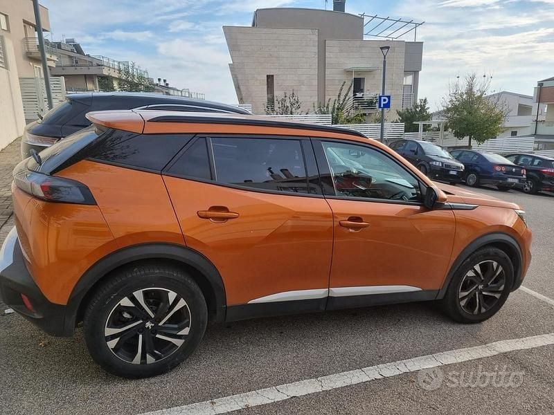 Usata Peugeot 2008 Allure 131 CV (96 kW) 2021 SUV