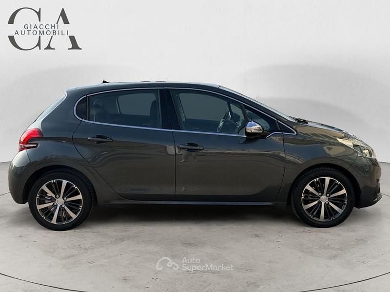 Usata Peugeot 208 Allure 82 CV (60 kW) 2017 Other Utilitaria