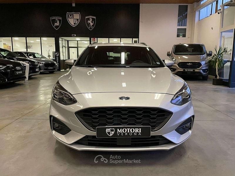 Usata Ford Focus ST-Line 120 CV (88 kW) 2021 Argento Station wagon