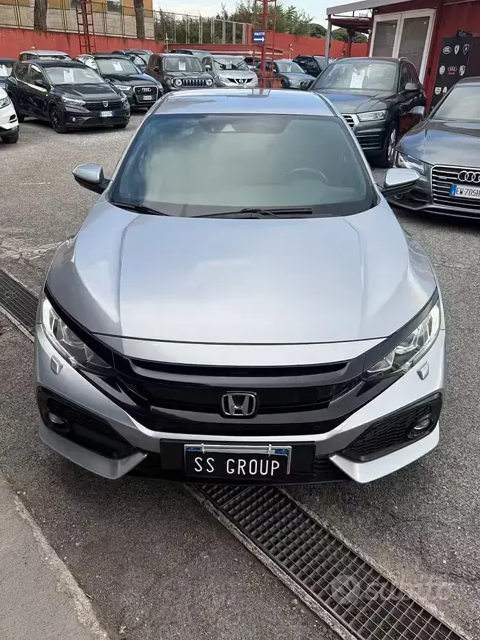 Usata Honda Civic Executive 120 CV (88 kW) 2019 Grigio Berlina