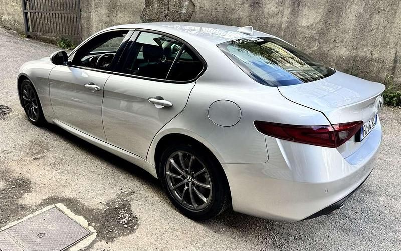 Usata Alfa Romeo Giulia Business 150 CV (110 kW) 2017 Other Berlina