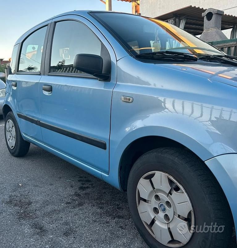 Usata 2007 Fiat Panda Active Due volumi | 4000 € (Buon prezzo) - Immagine 1/4