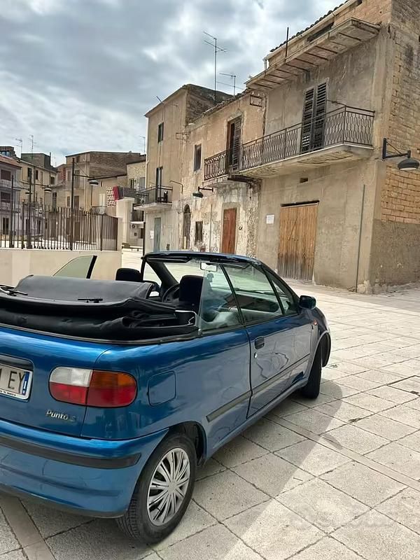 Usata Fiat Punto 54 CV (39 kW) 1996 Cabrio