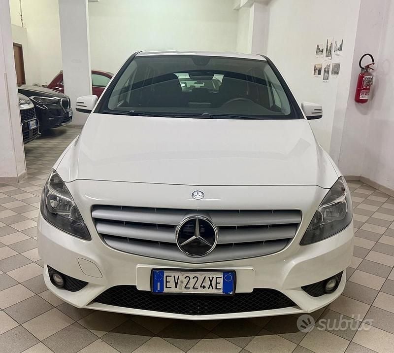Usata Mercedes A160 Executive 90 CV (66 kW) 2014 Bianco Berlina